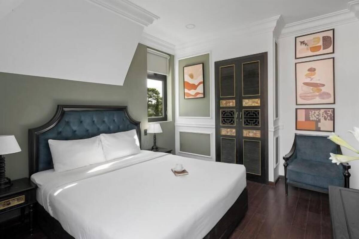 Premium bedding, down duvets, memory-foam beds, desk