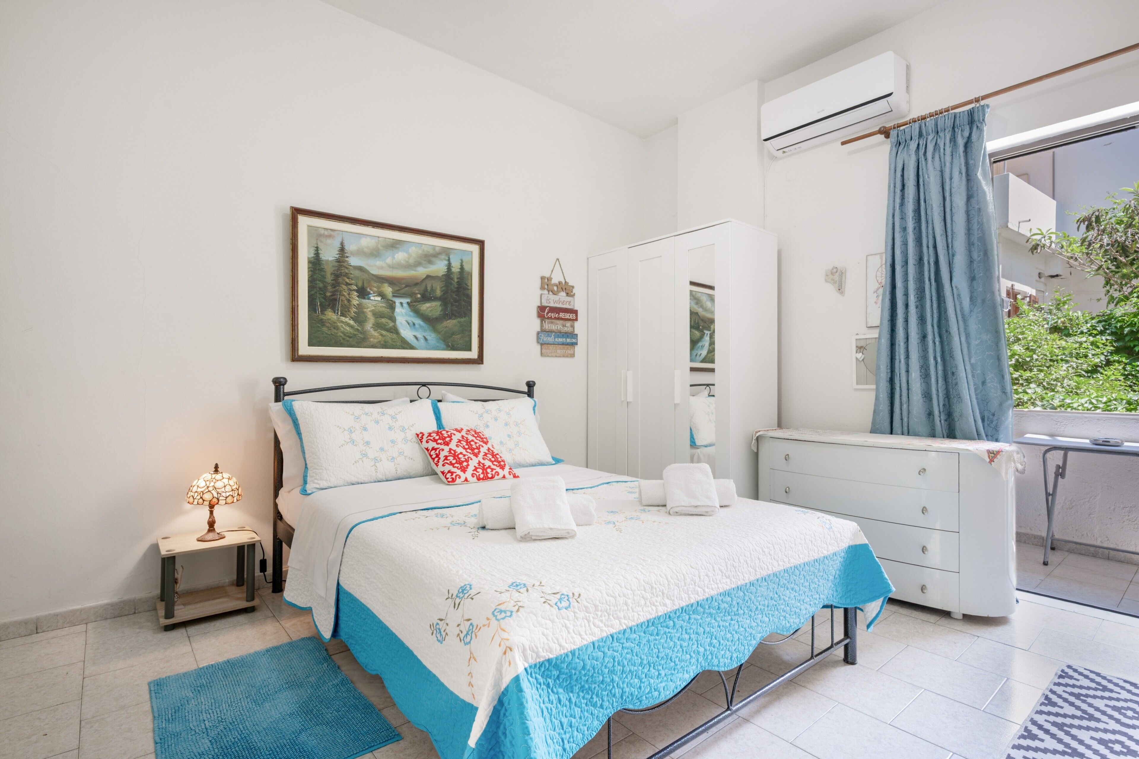 1 bedroom, free WiFi, bed sheets