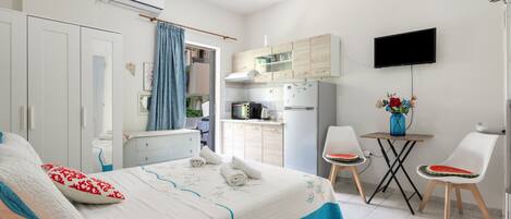 1 bedroom, free WiFi, bed sheets