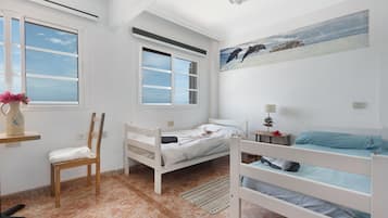 2 habitaciones, tabla de planchar con plancha y wifi gratis