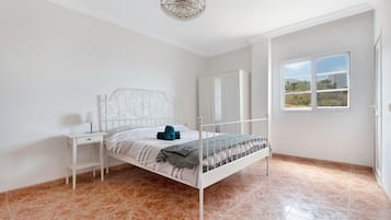 2 camere, ferro/asse da stiro, Wi-Fi gratuito, lenzuola