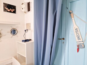 Interior - Studio Apartment 'Loft Azzurro Old City Center' with Wi-Fi (Rio Marina)