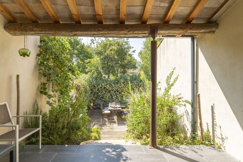 Holiday Home 'Le Gîte De Tante Berthe' with Mountain View, Private Pool and Wi-Fi