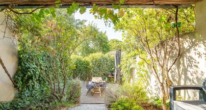 Holiday Home 'Le Gîte De Tante Berthe' with Mountain View, Private Pool and Wi-Fi