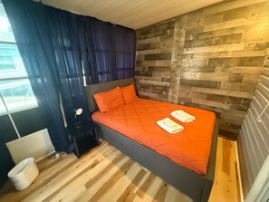 2 bedrooms, travel cot, WiFi, bed sheets - Sherwood Forest Cozy Mobile Home (Kissimmee)