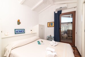 1 bedroom, free WiFi, bed sheets - Bilo Porto Rotondo Castello 3, Porto Rotondo, Italy (Porto Rotondo)