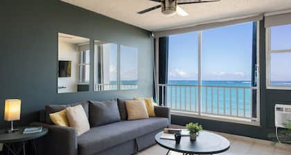 Punta Arenas 1BDR OceanfrontPool Parking