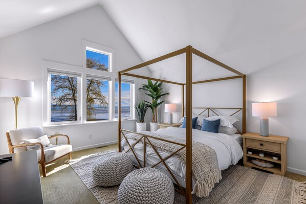 2 bedrooms, desk, iron/ironing board, free WiFi