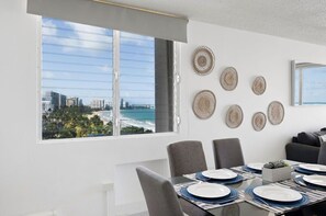 Apartment, Ocean View | 2 bedrooms, iron/ironing board, free WiFi, bed sheets - Flamenco Beach 2BDR Oceanfr Pool Parking (Carolina)