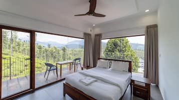 Chambre Supérieure | Bureau, chambres insonorisées, Wi-Fi gratuit, draps fournis