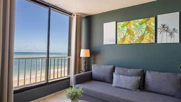 Apartment, Ocean View | Living area