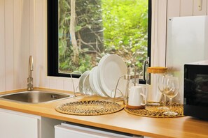 Interior - Dulanyi Sanshan 2 by Tiny Away (都蘭依三�山 2) (Taitung )