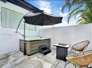 Terrace/patio - HOT TUB + WASHER AND DRYER in Unit / MIAMI (Miami)