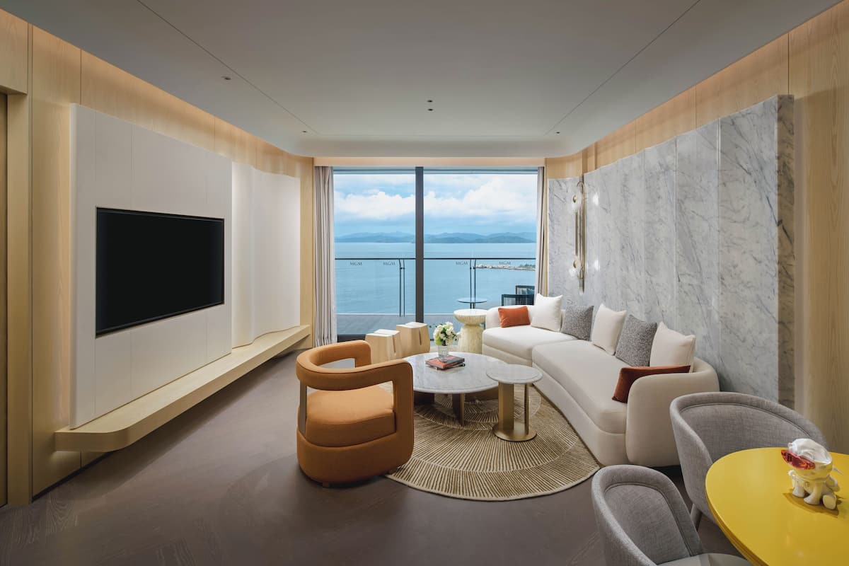 Minibar, in-room safe, blackout curtains, soundproofing