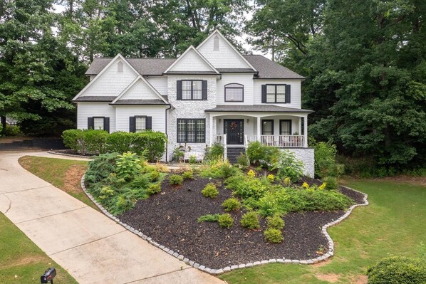 Exterior - New! - Great Family Home in Suwanee | Dog Friendly | Gas South Arena | Community Pool (Suwanee)