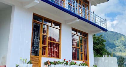 Goroomgo Mansarovar Inn Munsyari