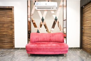 Lobby - OYO Flagship Hotel Al IBRAHIM  (Mumbai)
