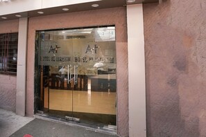 Entrée de l’hébergement