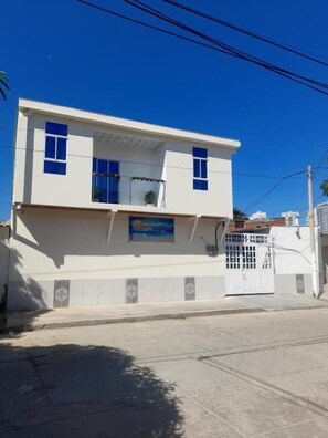 Exterior - HOSTAL PARAISO DE GARIA  (Santa Marta)