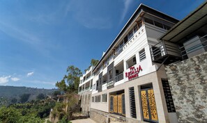 Exterior - Treebo The Regalia Rooms With Mountain View (Kodaikanal)