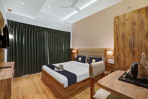 Desk, bed sheets