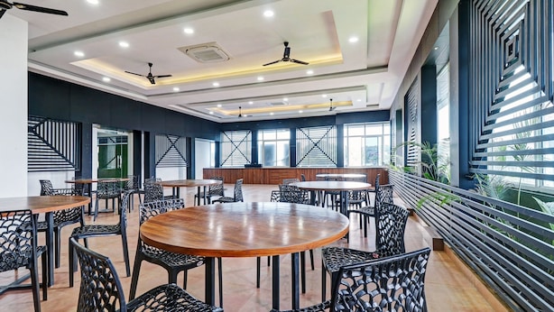 Restaurant - Collection O The South Gate (Thiruvananthapuram)