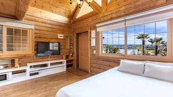 Standard Room, Ocean View | Free WiFi