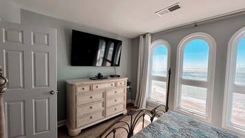 2 chambres, bureau, lit parapluie, Wi-Fi gratuit