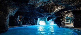 Hilton Towers Jr Suite