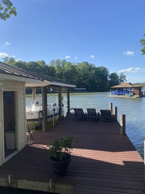 Marina - Something Special - Firepit / Game/Movie Room / Dock (Moneta)