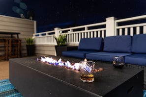 Property grounds - The RoofTop Skybar @ Lake Avenue Mansion #2 (Michigan City)