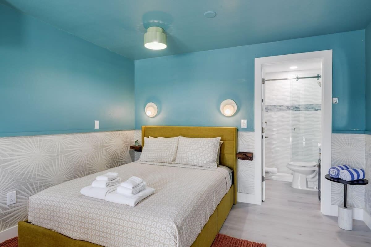 1 chambre, fer et planche à repasser, Wi-Fi, draps fournis