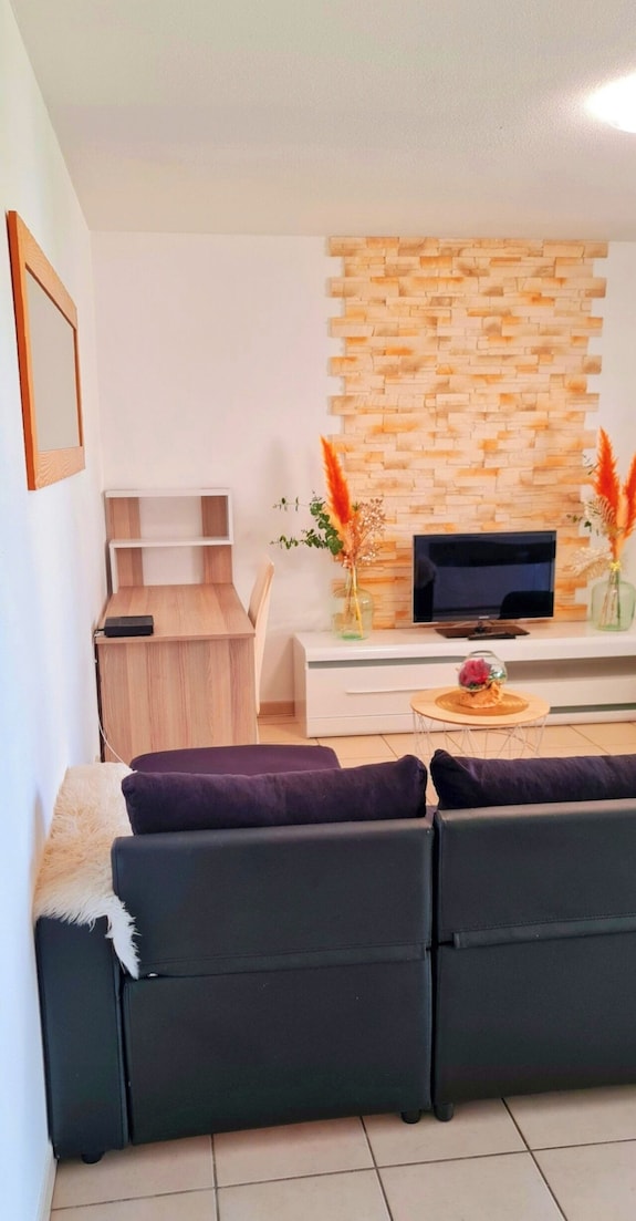 Cozy Apartment With Beautiful View In St Estève - Perpignan