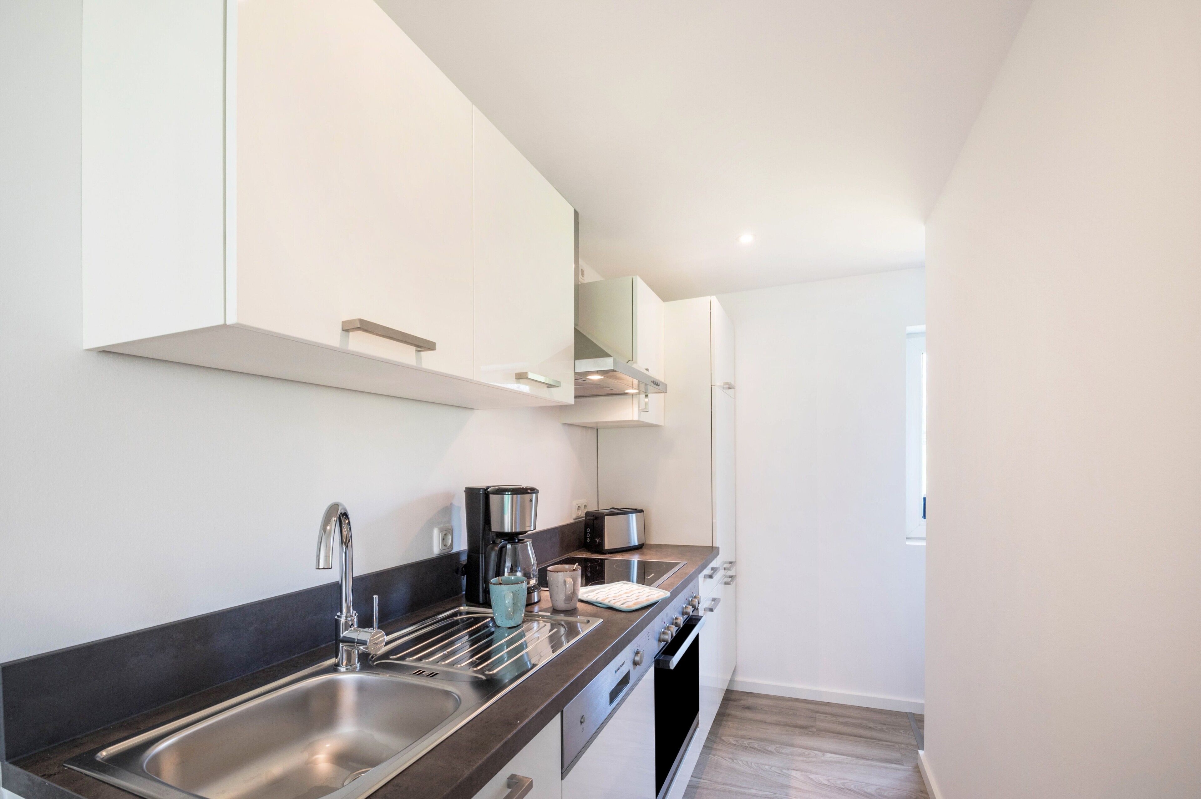 Refrigerador, horno, placa de cocina, lavavajillas