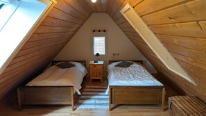 5 makuuhuonetta, silitysrauta/-lauta, ilmainen Wi-Fi, vuodevaatteet