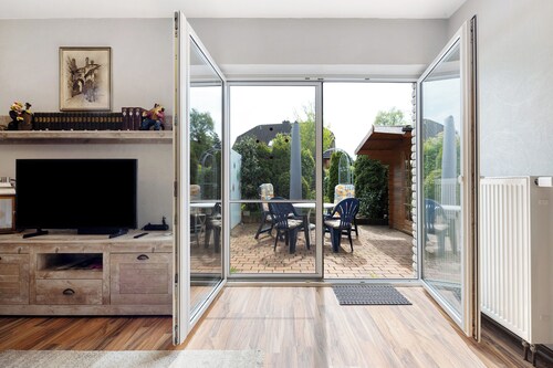 Ferienwohnung 'Akazie' mit privater Terrasse und WLAN