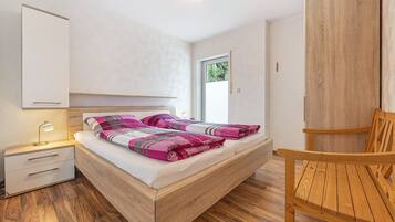 1 Schlafzimmer, BĂŒgeleisen/BĂŒgelbrett, kostenloses WLAN, BettwĂ€sche