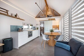 Interior - Holiday Home 'Tinyhaus Im Steinwald' with Wi-Fi and Air Conditioning (Fuchsmühl)