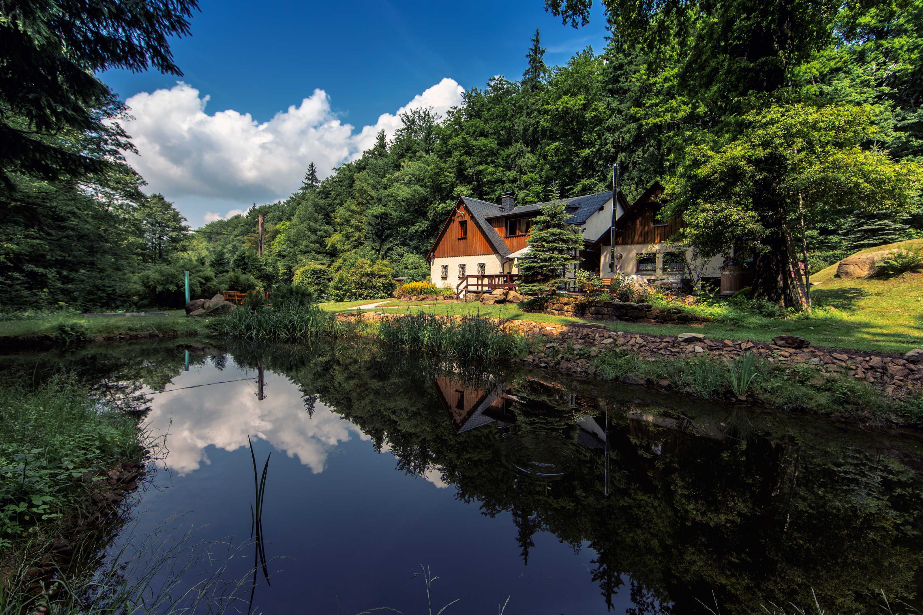 Ferienhaus Jägerhaus Oppach ( Alleinlage mit See)