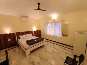 3 多间卧室、WiFi、床单