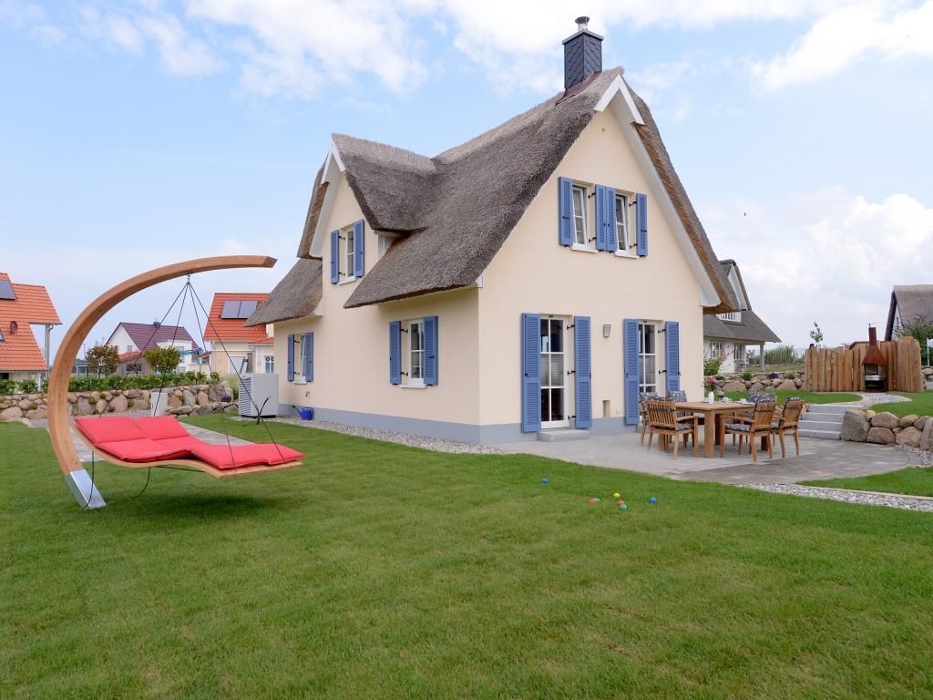 Arielle-Ansicht auf den Garten und die Terrasse