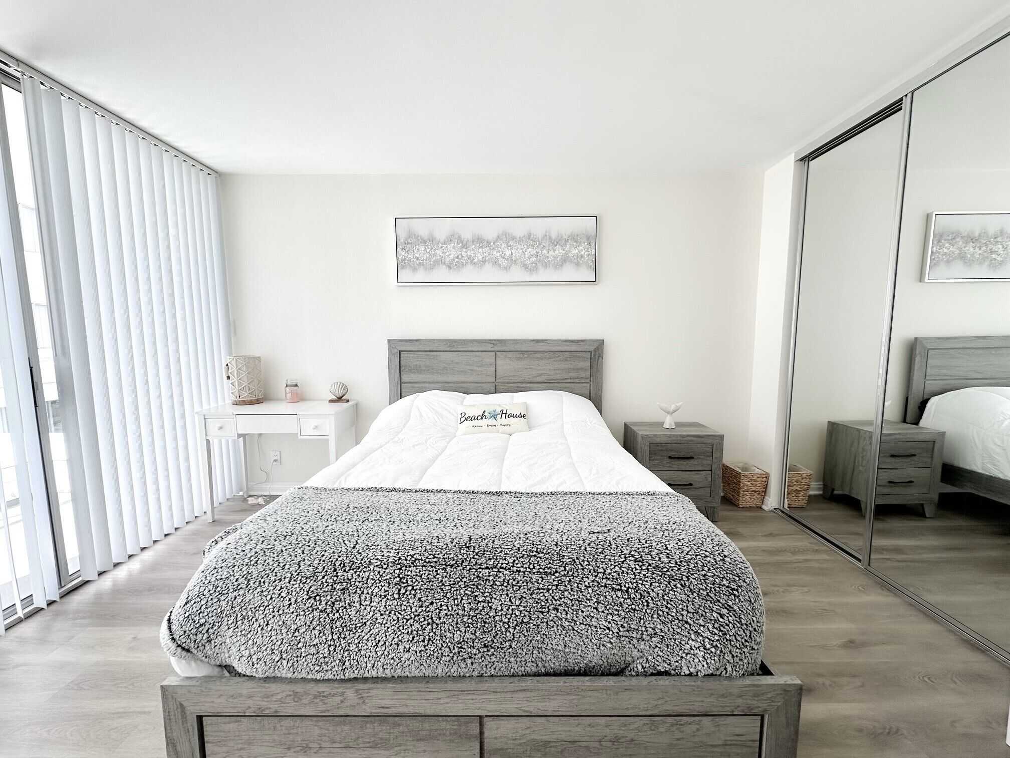 1 室のベッドルーム、セーフティボックス (室内)、アイロン / アイロン台、WiFi (無料)