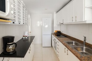 Fridge, microwave, oven, dishwasher - Apartamento Galicia Javea - 5014 (Javea / Xàbia)