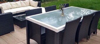 Chambres d Hotes Avec Jardin, Terasse. 15 mn de la Defense. Sur le Mont Valerien