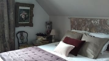 3 chambres, fer et planche à repasser, Wi-Fi gratuit, draps fournis