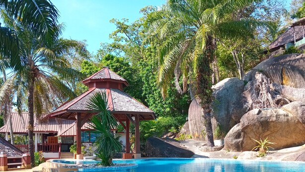 Unclassified image, 1 of 68, button - Samui Wooden Hill (Koh Samui)