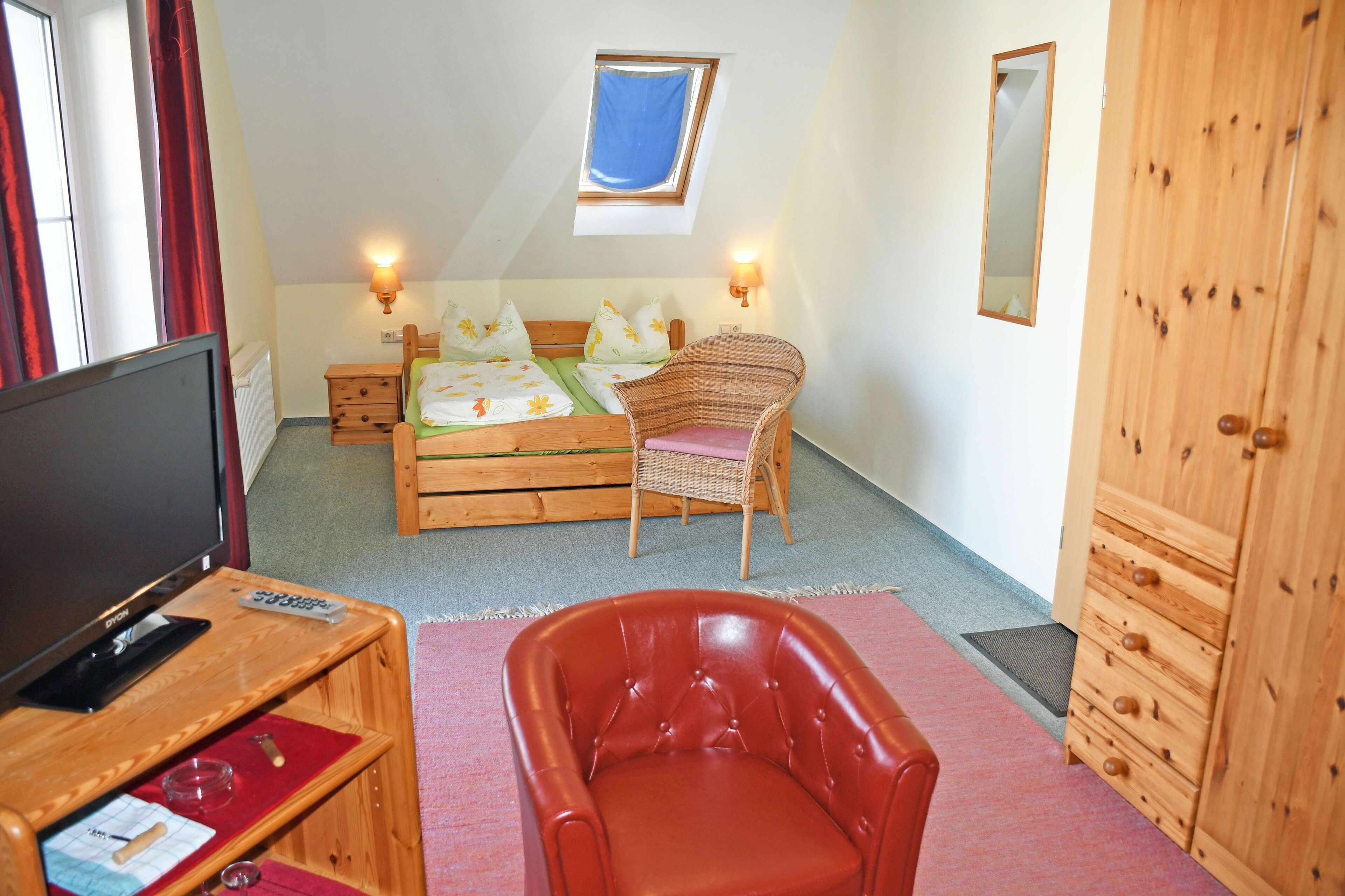 08 Doppelzimmer mit Balkon