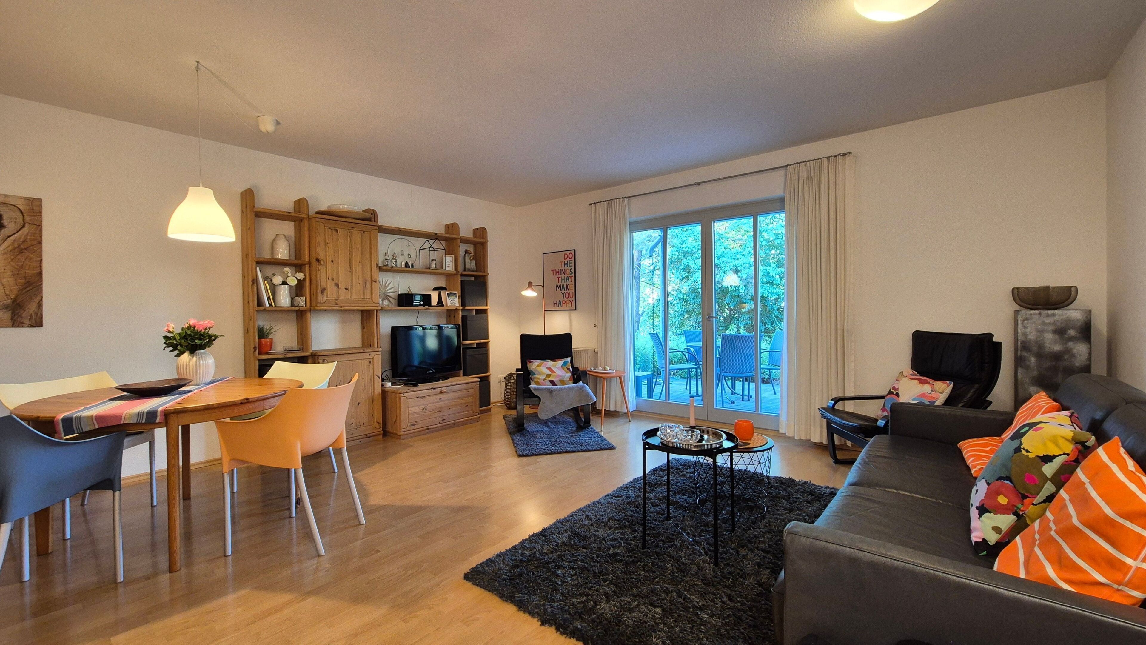 Ferienwohnungen Im Reetdachhaus, Diplomatenweg 1 - Fewo 2, Jürs, Eg, 2 Zimmer, - Rankwitz