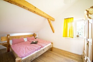 3 dormitoris, wifi gratuïta i roba de llit 