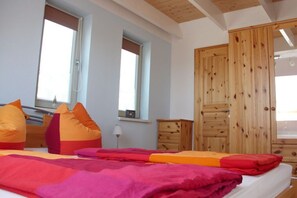 2 makuuhuonetta, ilmainen Wi-Fi, vuodevaatteet